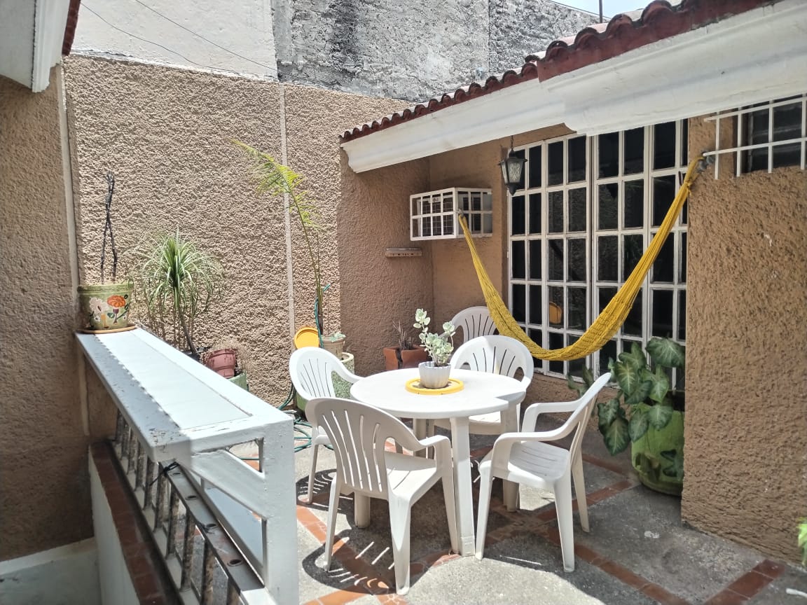 Casa en Venta, Calle Obregón: Amplios Espacios y Comodidades - Galería 6